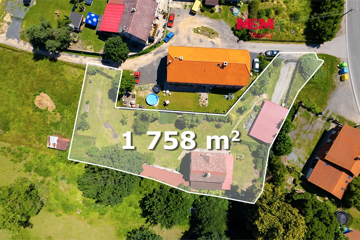 Prodej rodinného domu 140 m², pozemek 1758 m²